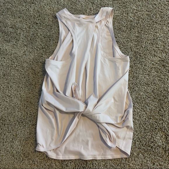 Lululemon tank top size 8 - Picture 5 of 5